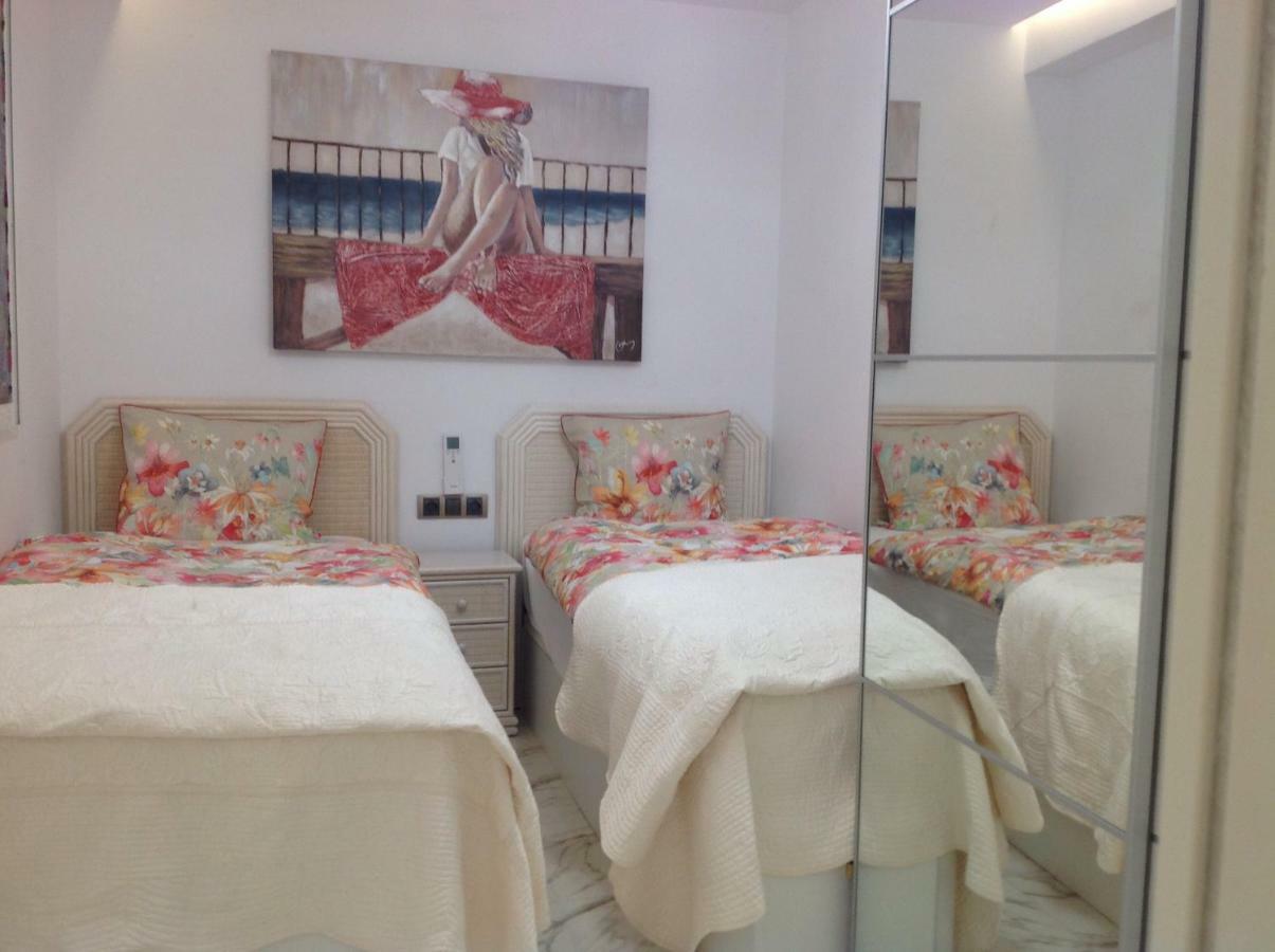 Apartamento Daniela Benidorm Buitenkant foto